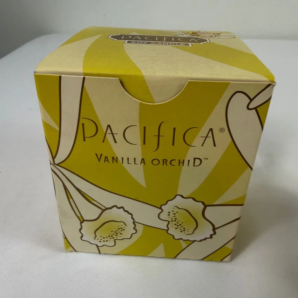Pacifica Vanilla Orchid Scented Candle 10.5‎ oz Natural Soy Wax Hand Poured USA